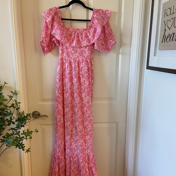 LoveShackFancy Dresses & Skirts - LoveShackFancy Maxi Dress Size 6 Puff Sleeve Ruffle Pink Roses